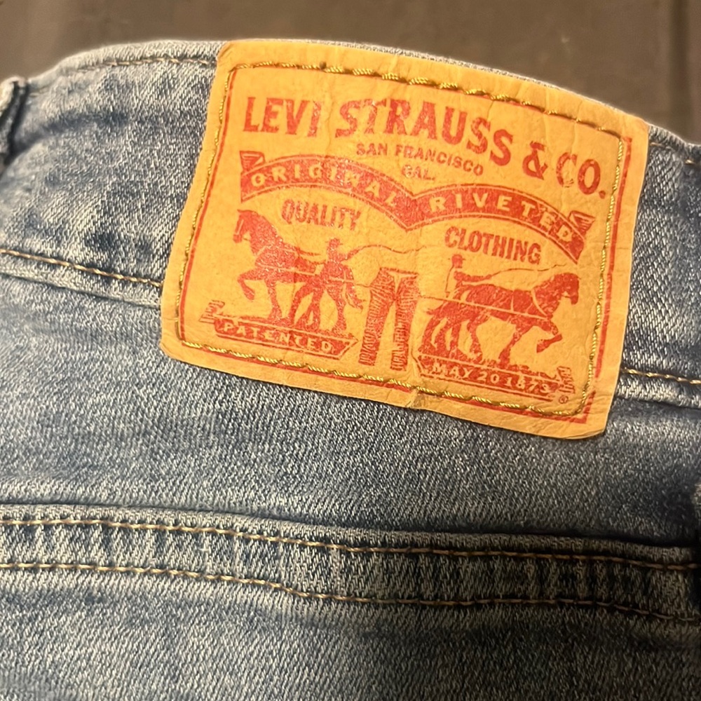 Levi’s 725 High Rise Bootcut